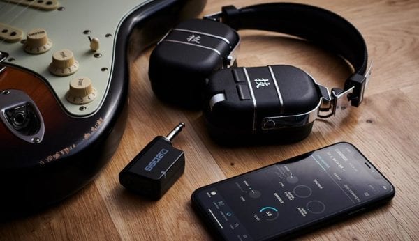 Boss WAZA-AIR | Wireless Personal Guitar Amplification System Headphones - Image 3