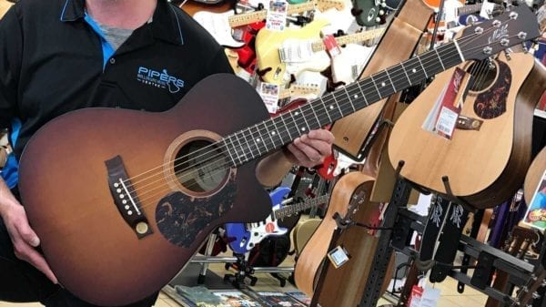 Maton SRS808C Sunburst Acoustic/Electric Folk-sized Guitar - Image 2