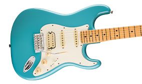 Contoured body on Fender Limited Edition Player II Stratocaster HSS Moonlight Drive