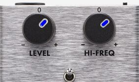 Trim controls of the Fender Level Set Buffer pedal