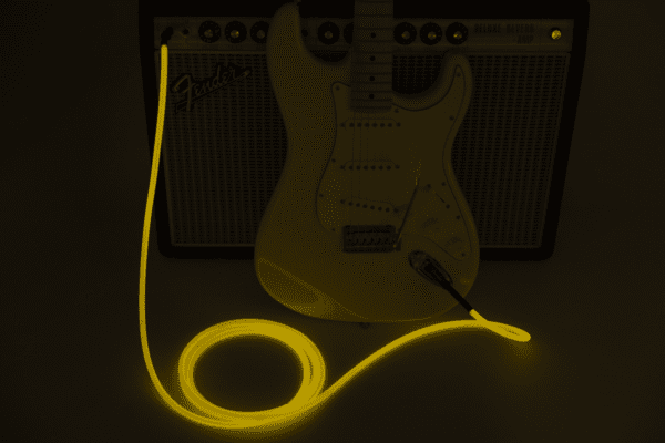 Fender Pro Glow in the Dark Cable 10ft - Image 7