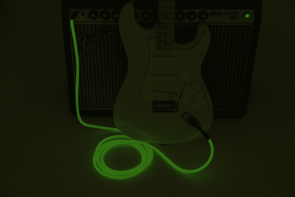 Fender Pro Glow in the Dark Cable 10ft - Image 8