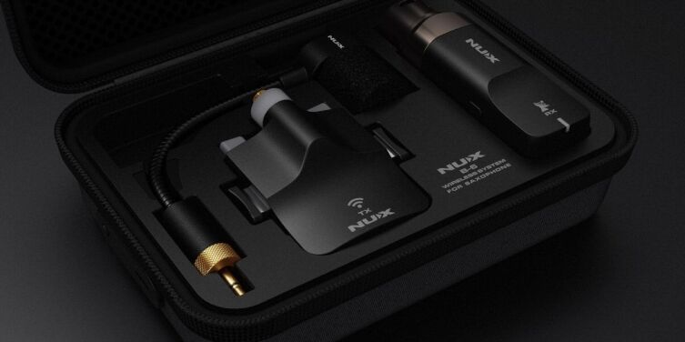 The storage case for the B-6 wireless sytem can also charge the mic transmitter and the receiver