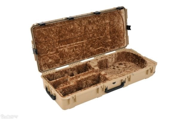SKB Acoustic Guitar Flight Case - Image 2