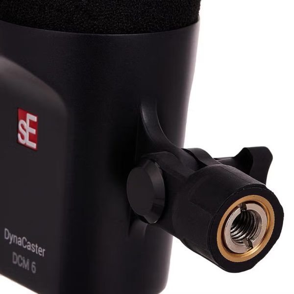sE Electronics Dynacaster DCM6 Dynamic Broadcast Microphone